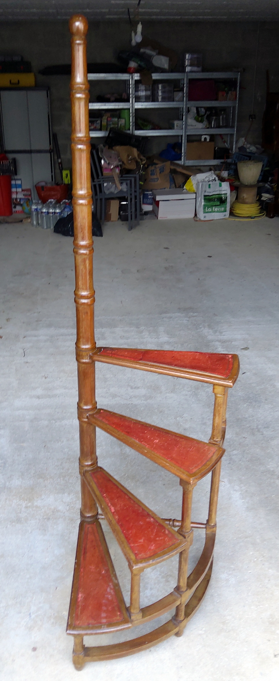 A Parisian Library Stepladder
